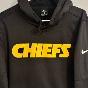 Nike Kansas City CHIEFS NFL Sweatshirt Hoodie Men’s Medium black w/ gold letters